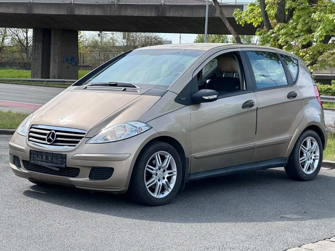 Mercedes-Benz A 180