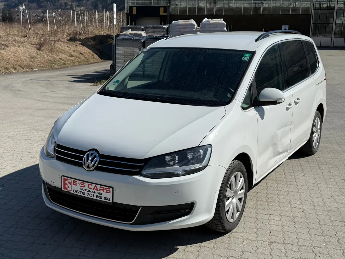Volkswagen Sharan 2.0 TDI Comfortline Weiß - 2