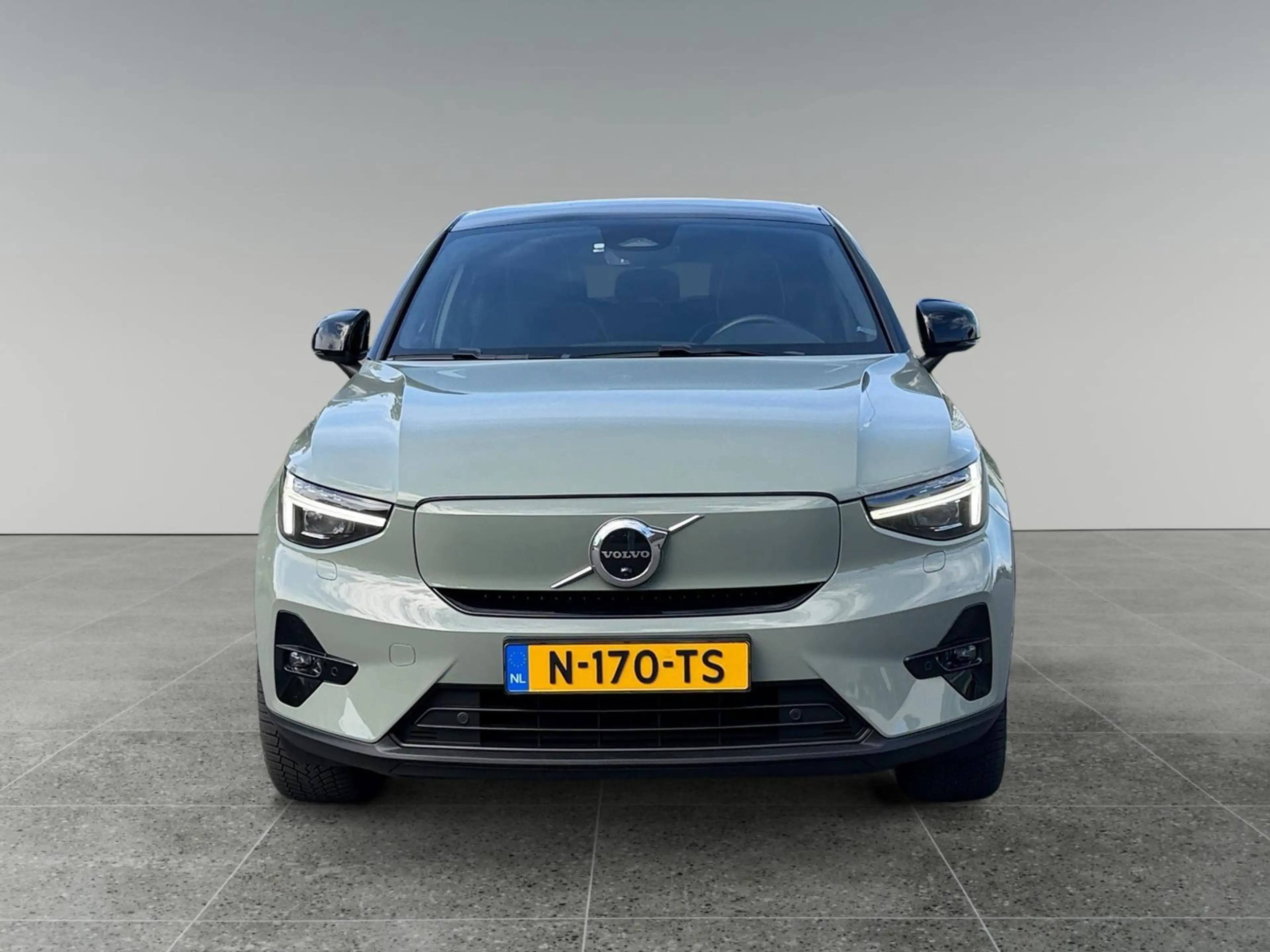 Volvo C40 Recharge Twin Intro Edition 78 kWh — photo 8