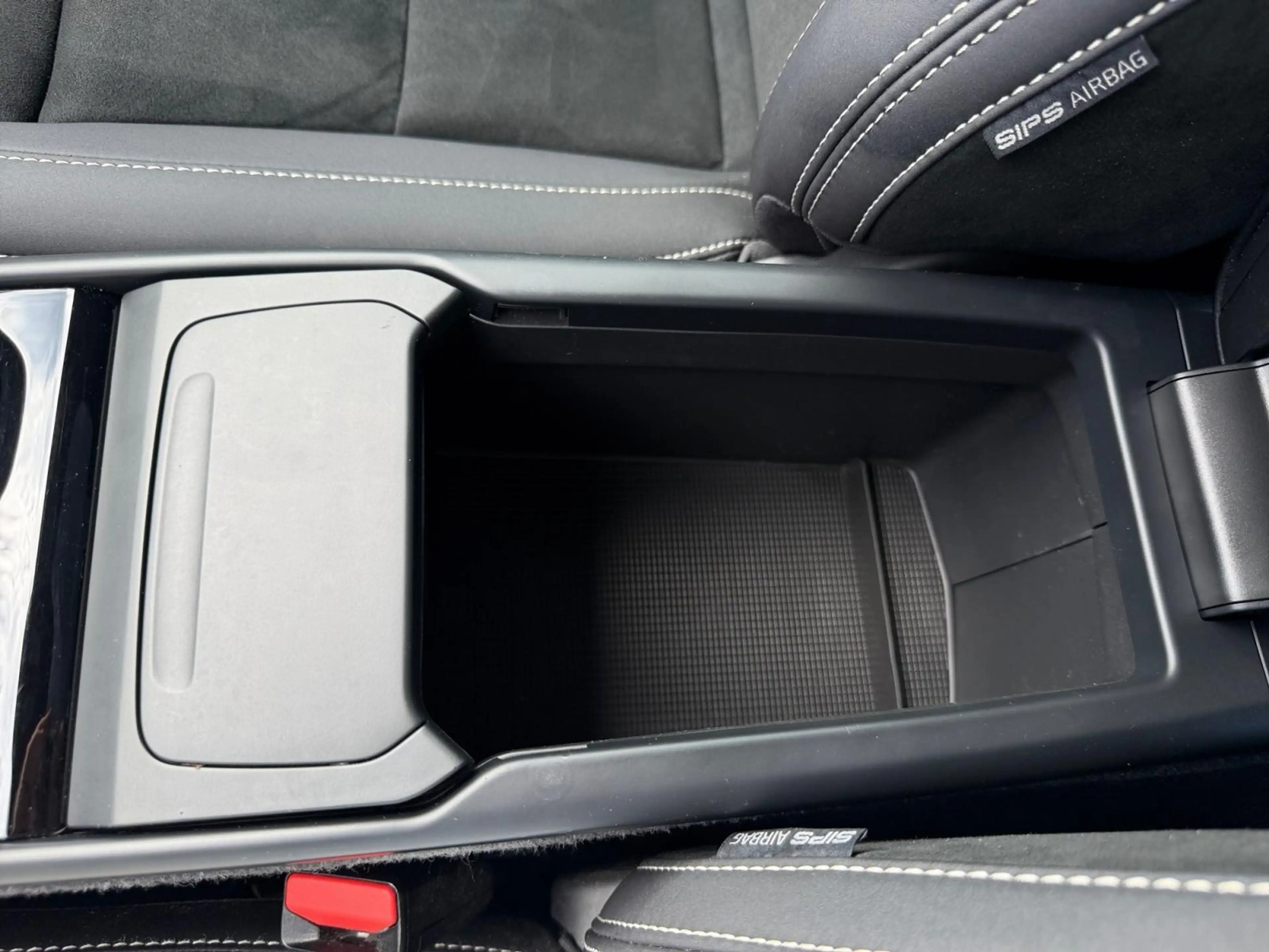 Volvo C40 Recharge Twin Intro Edition 78 kWh — photo 14
