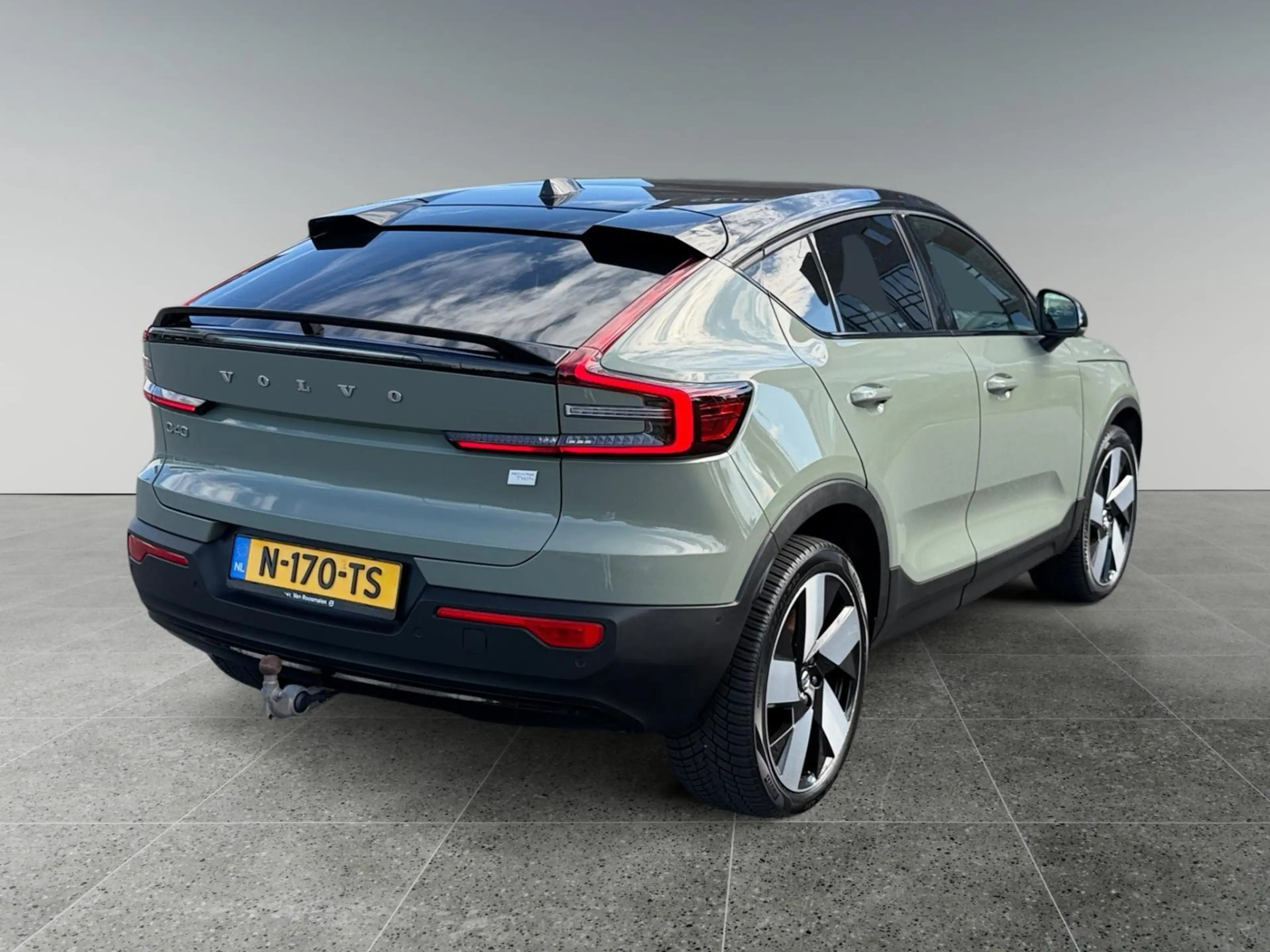 Volvo C40 Recharge Twin Intro Edition 78 kWh — photo 5