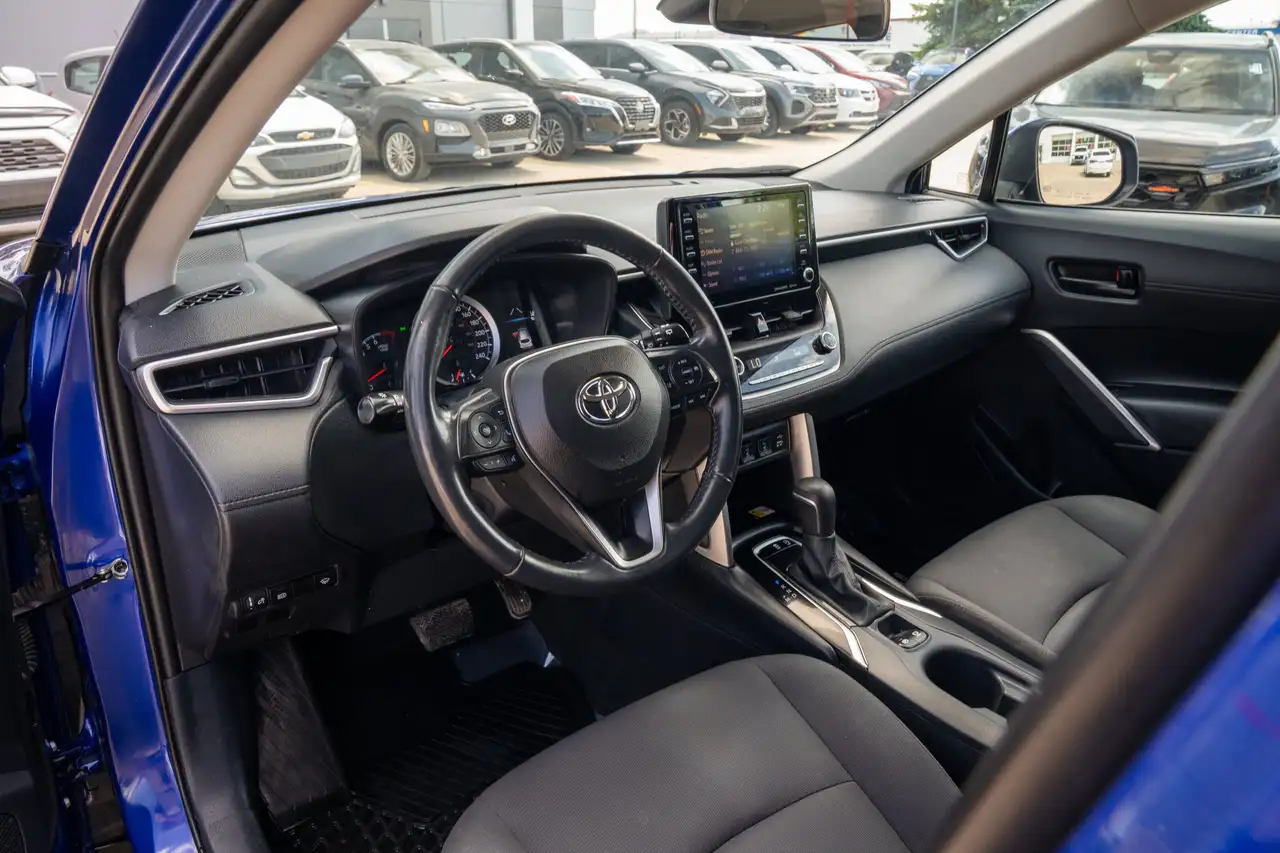 Toyota Corolla Cross photo Toyota Corolla Cross