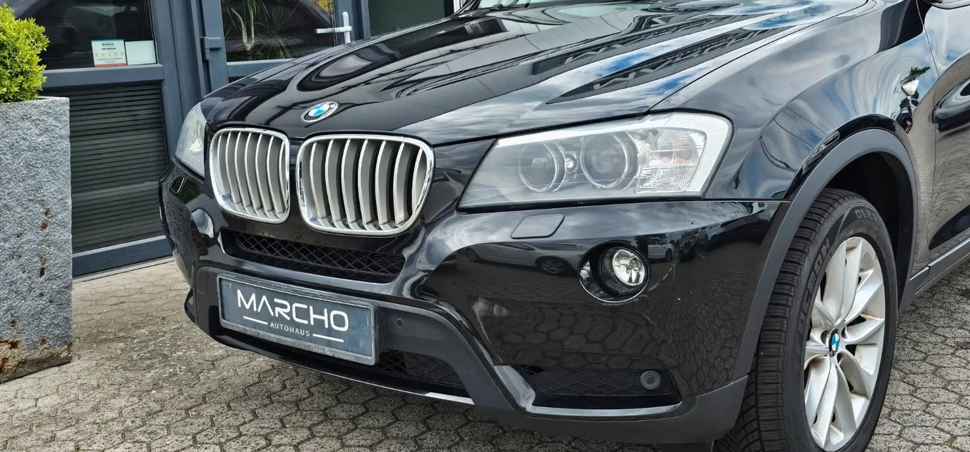 BMW X3 Baureihe X3 xDrive 28 i Noir - 2