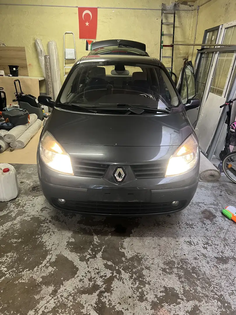 Renault Scenic 1.5 dCi manuel vıtes 2006 - 1