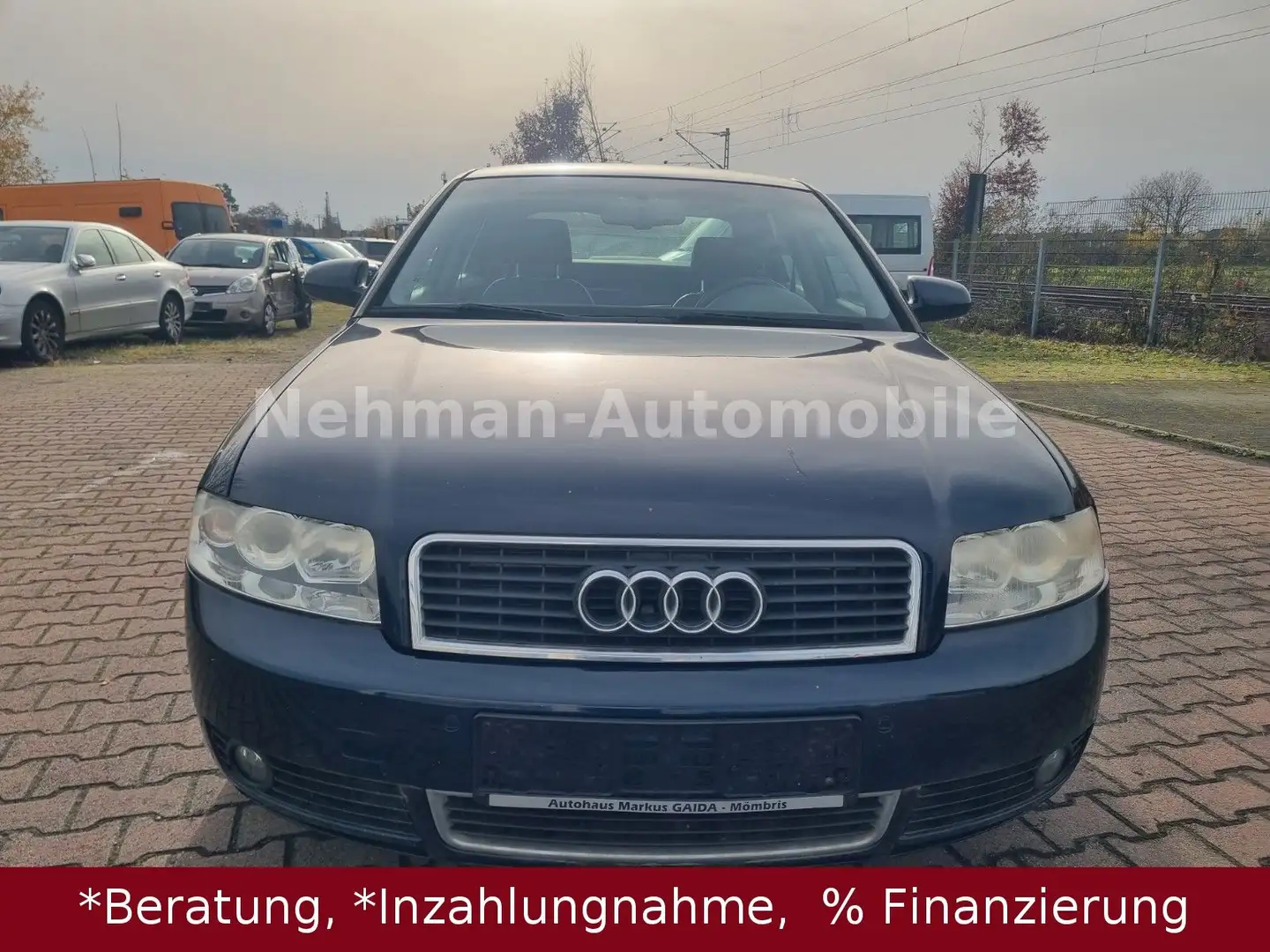 Audi A4 2.4 Blau - 2