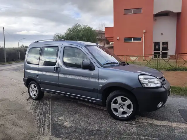 Peugeot Ranch Ranch 2003 1.6 hdi 16v Totem