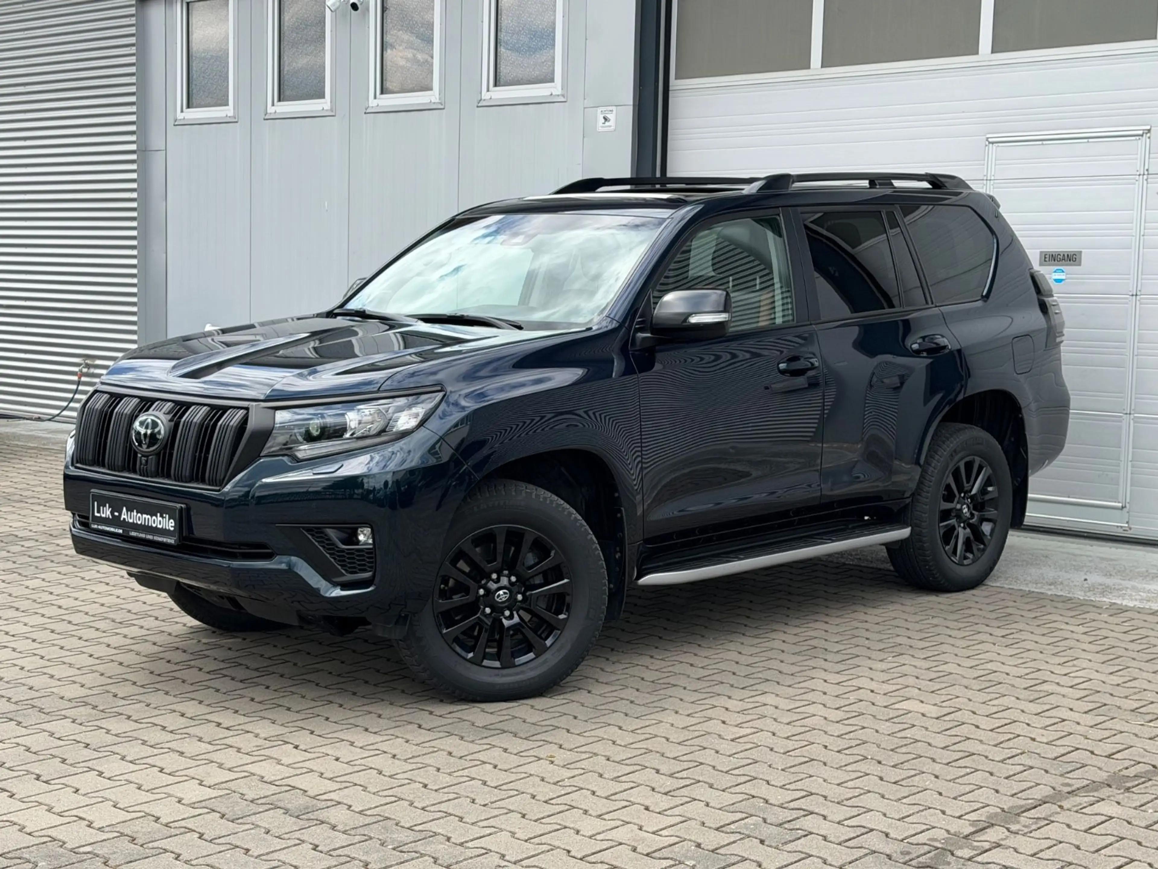 Toyota Land Cruiser TEC EDITION°7 SITZ°VOLL — photo 3