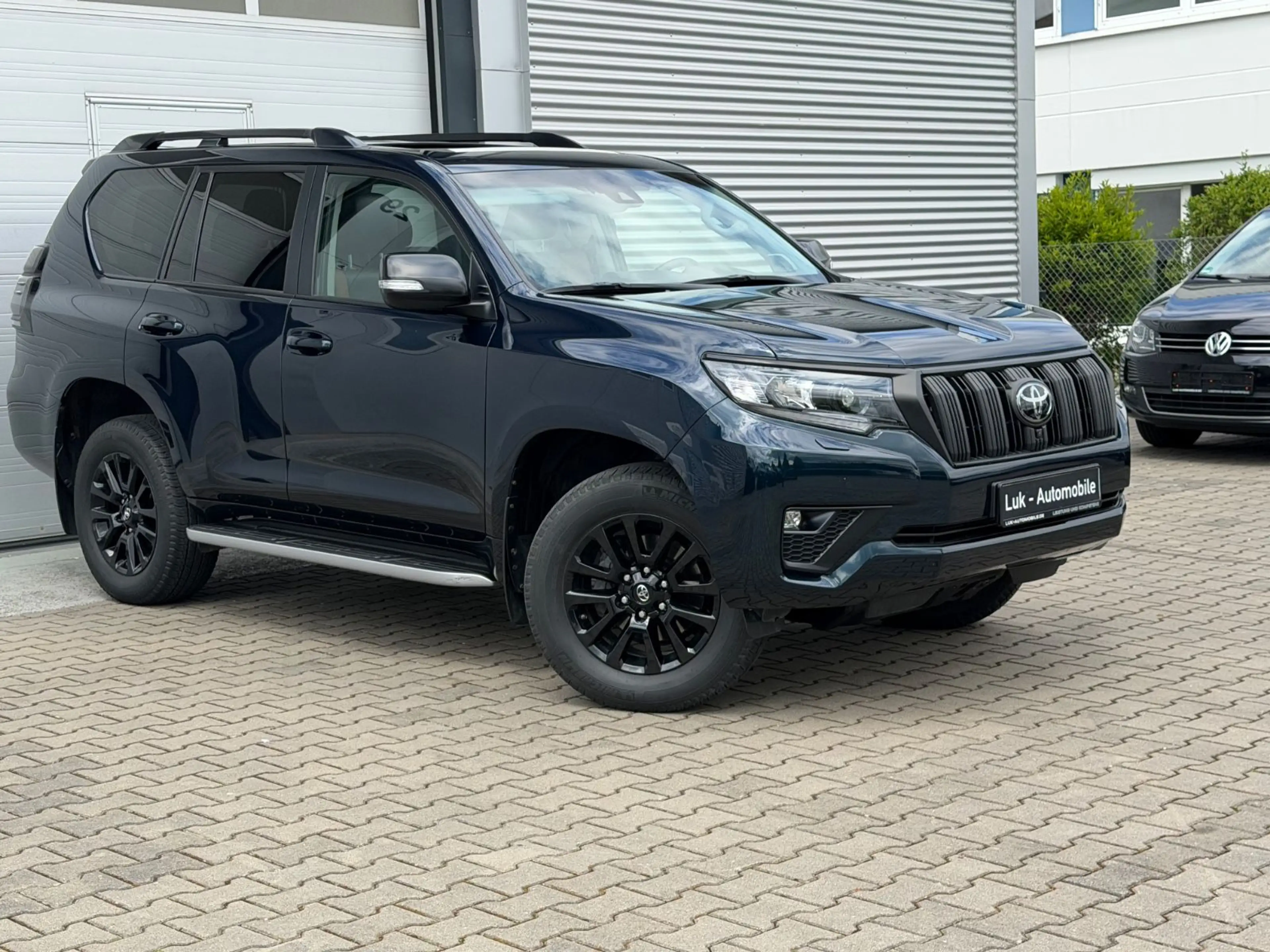 Toyota Land Cruiser TEC EDITION°7 SITZ°VOLL