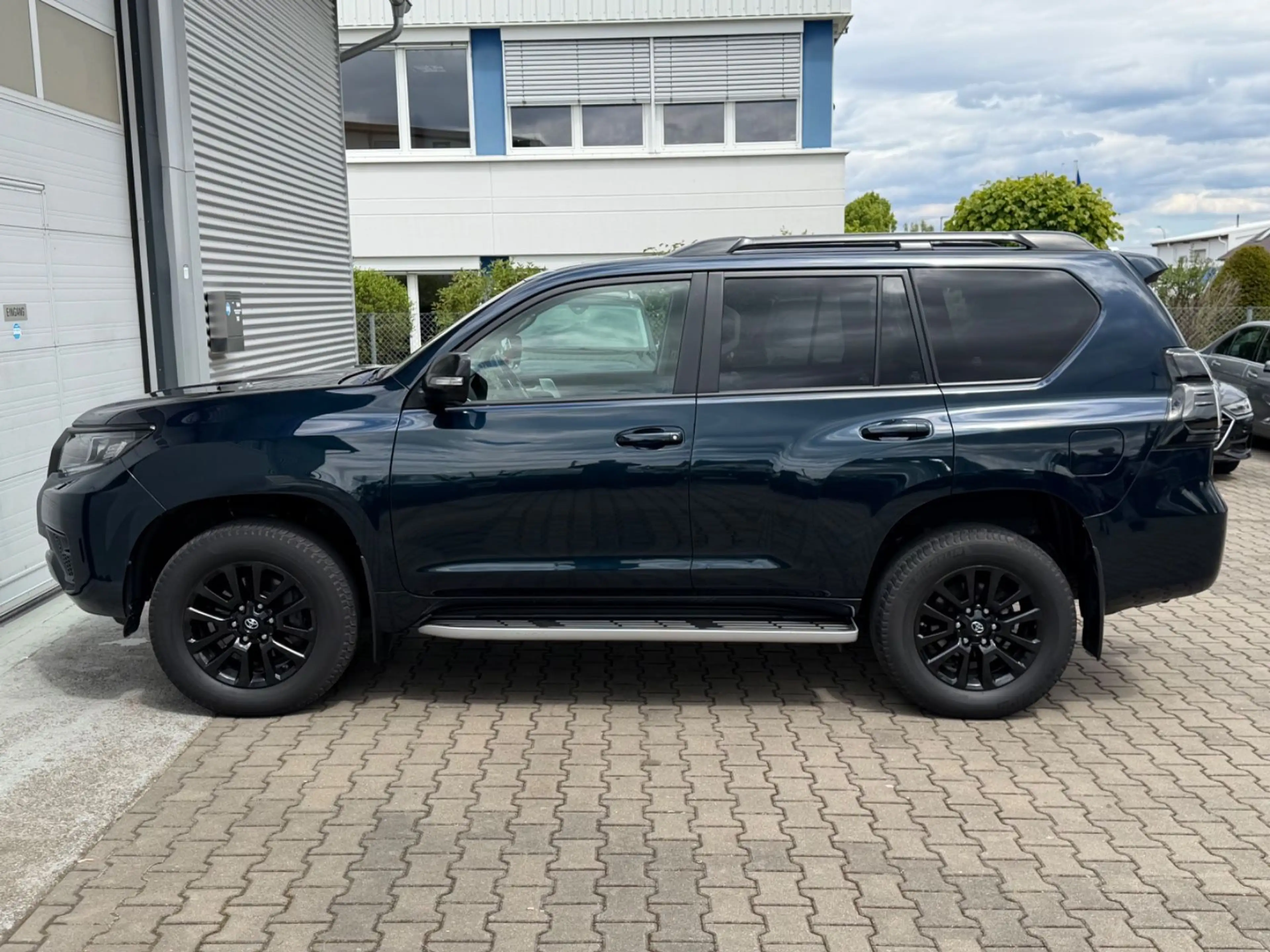 Toyota Land Cruiser TEC EDITION°7 SITZ°VOLL — photo 6