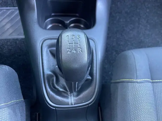Citroen C3 view 12