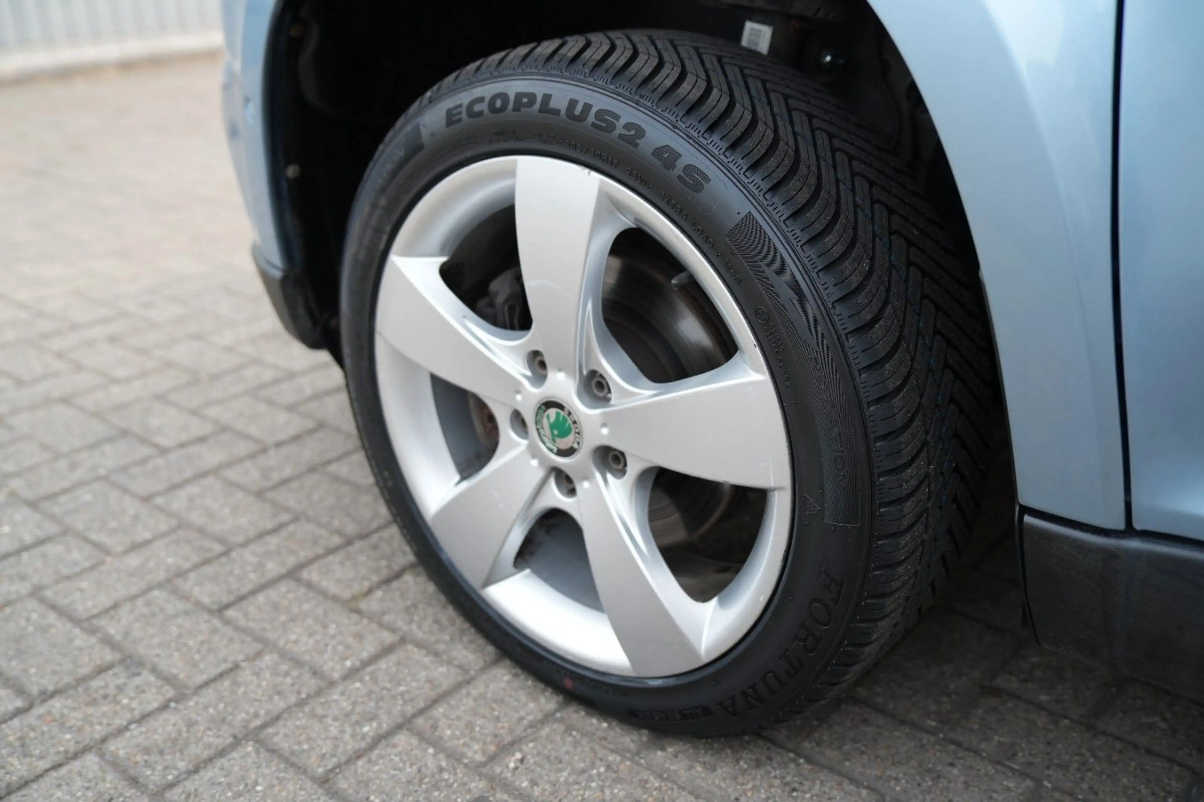 Skoda Yeti 2.0 TDI 4x4 DSG Elegance Outdoor — photo 11