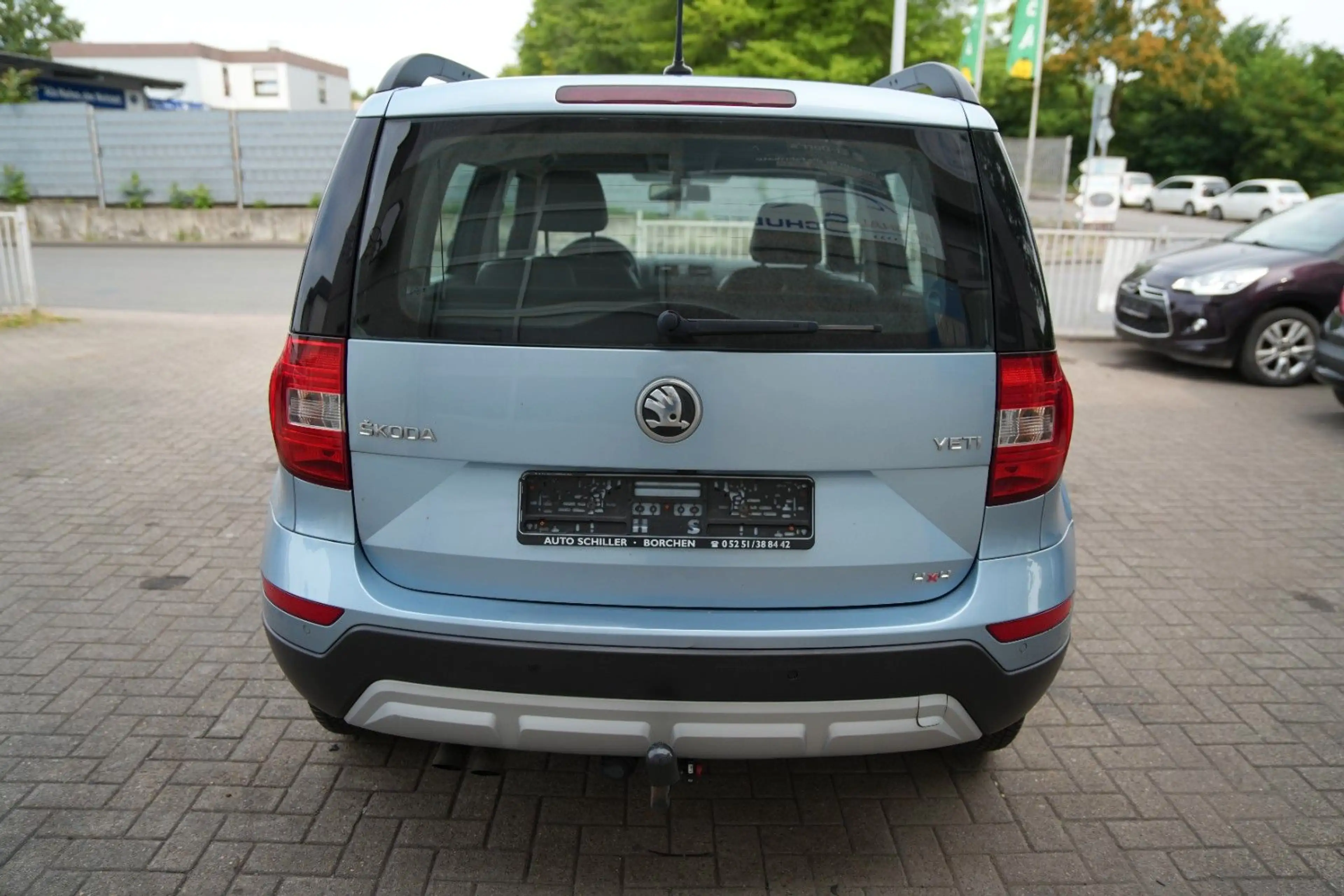 Skoda Yeti 2.0 TDI 4x4 DSG Elegance Outdoor — photo 6