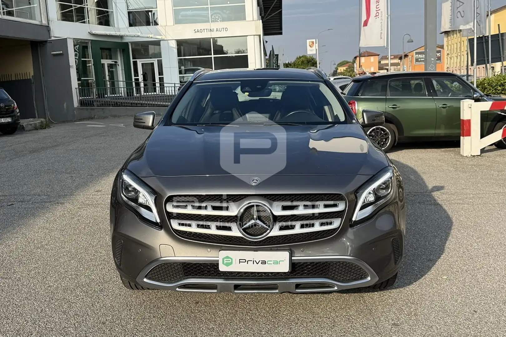 Mercedes-Benz GLA 180 GLA 180 Sport Argento - 2