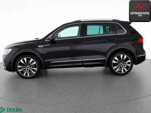 Volkswagen Tiguan view 2