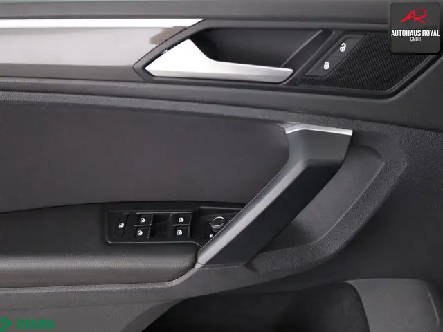 Volkswagen Tiguan view 21