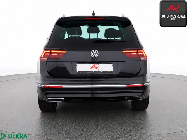 Volkswagen Tiguan view 4