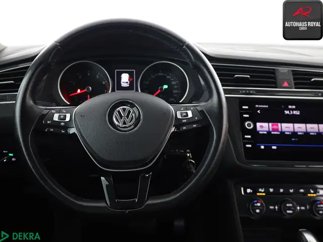 Volkswagen Tiguan view 10