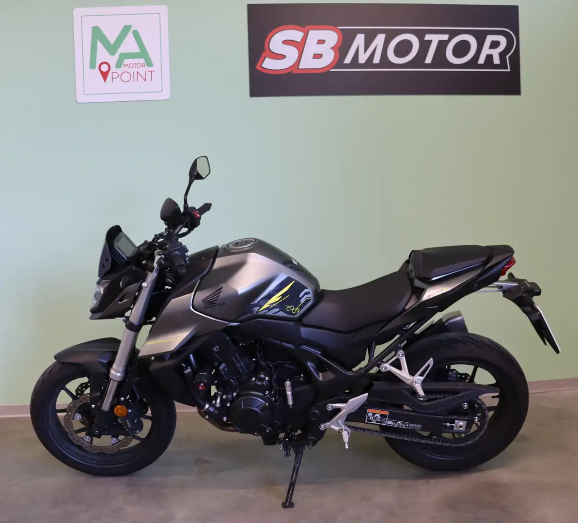 Honda Hornet CB 750 Šedá - 2