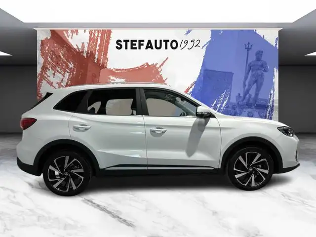 MG ZS view 2