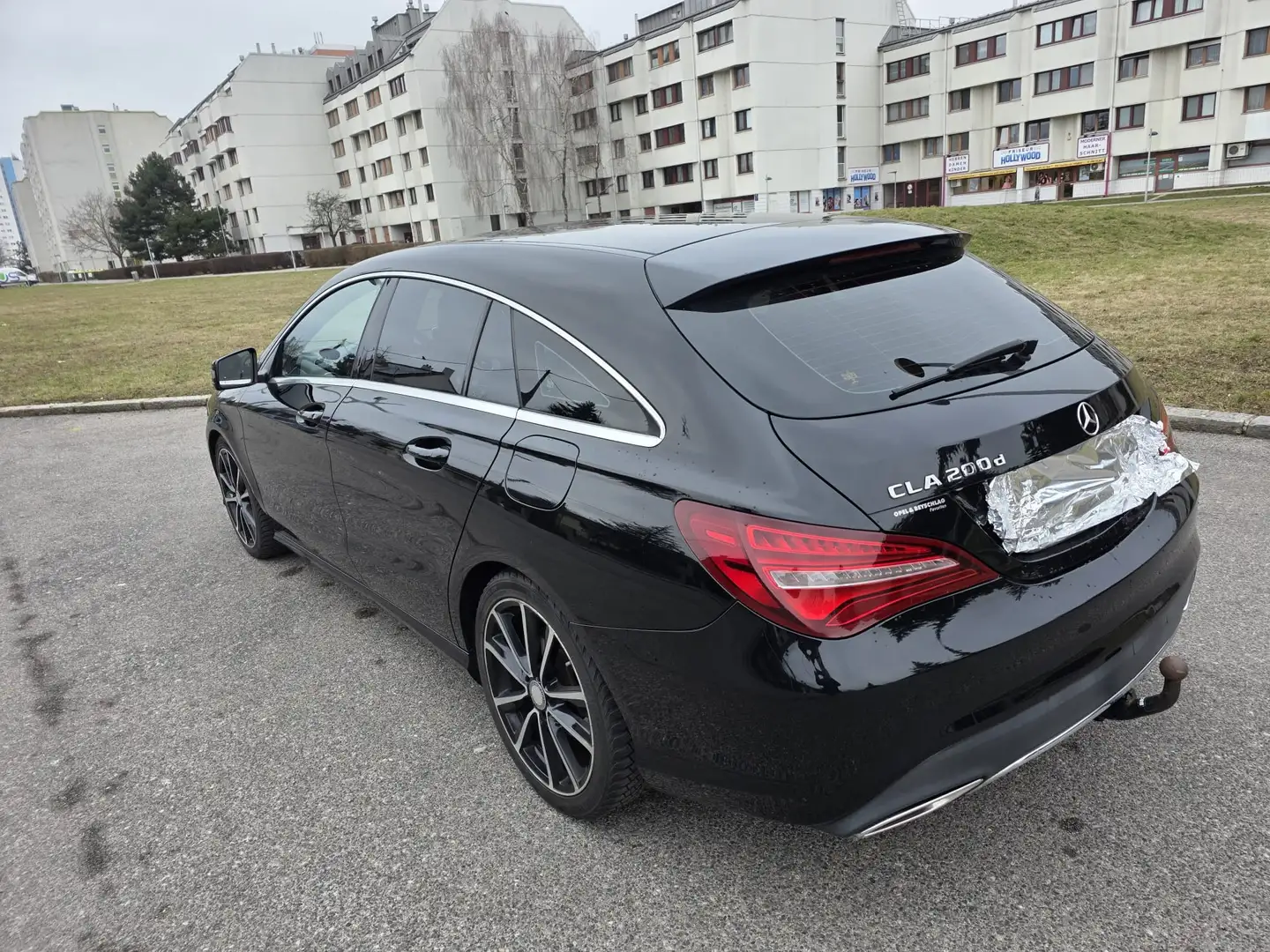 Mercedes-Benz CLA 200 Shooting Brake d 7G-DCT UrbanStyle Edition - 2