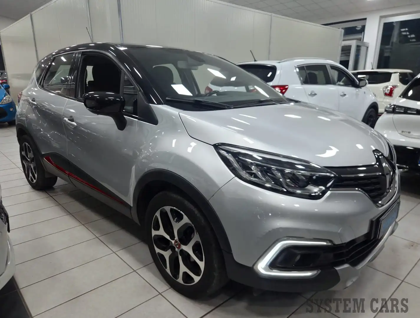 Renault Captur Captur TCe 12V 90 CV Start&Stop Energy Intens - O - 2