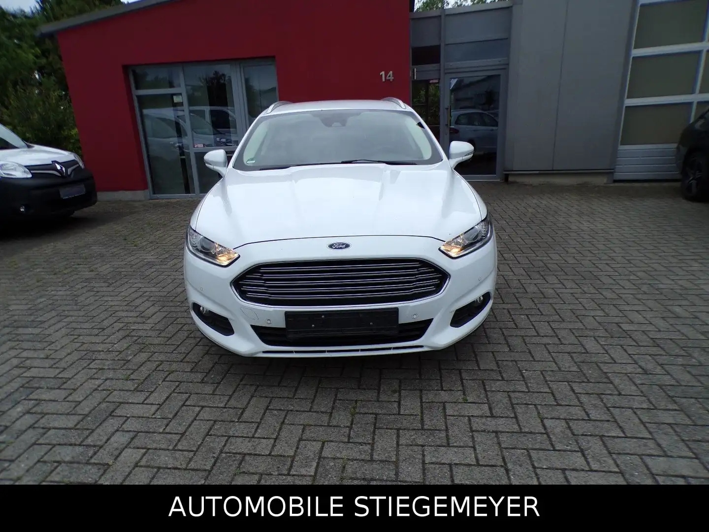 Ford Mondeo Turnier Business Edition Weiß - 2