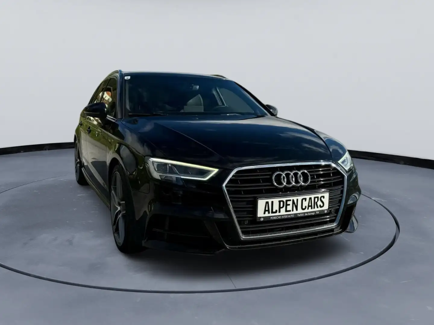 Audi A3 SB 2,0 TDI Intense Noir - 1