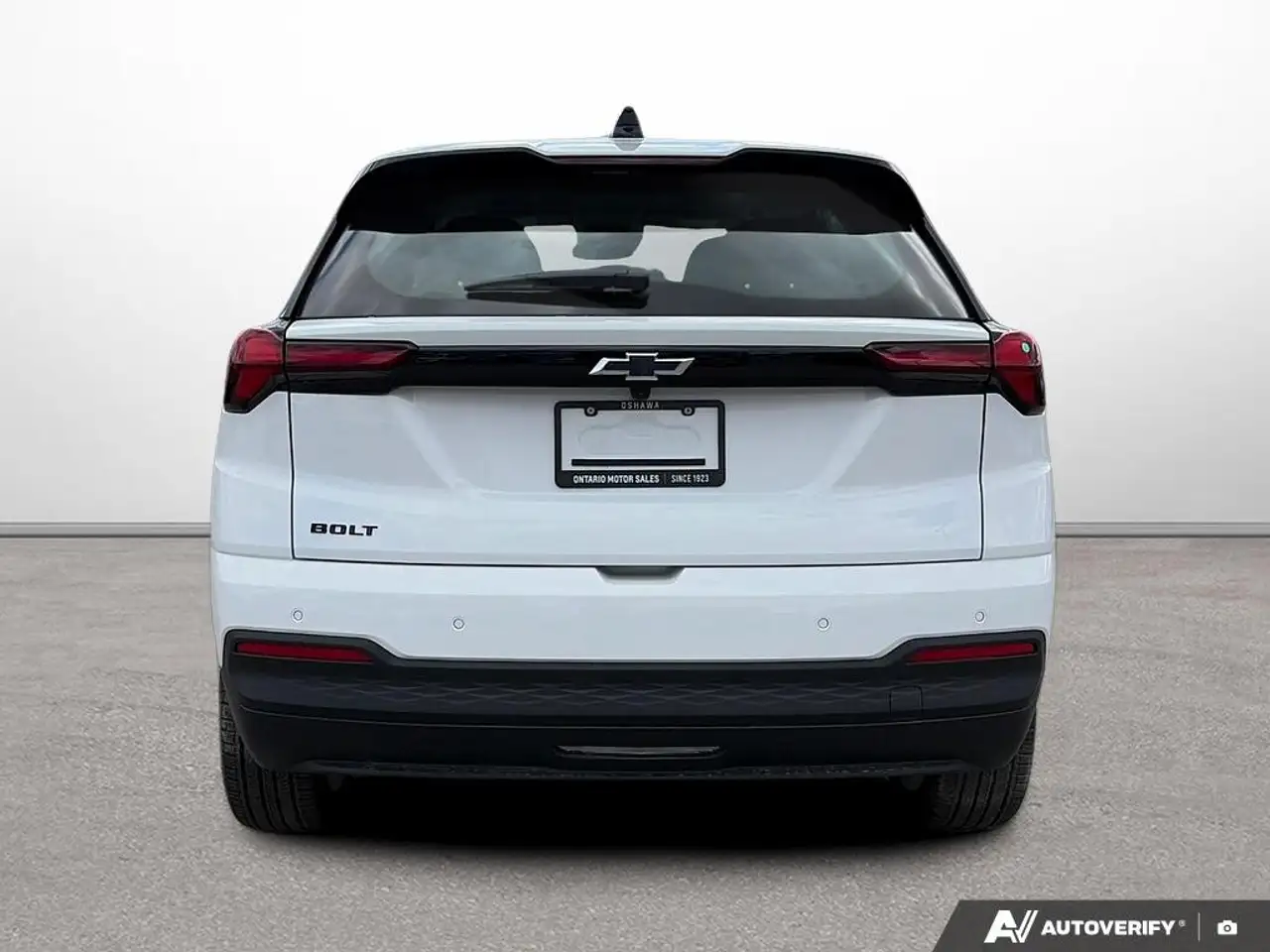 Chevrolet Bolt photo Chevrolet Bolt
