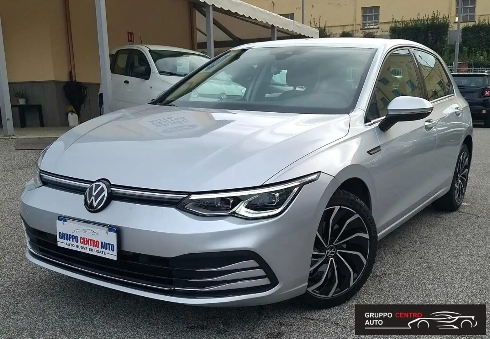 Volkswagen Golf 1.5 eTSI 130cv DSG Style - 2023 Grigio - 1