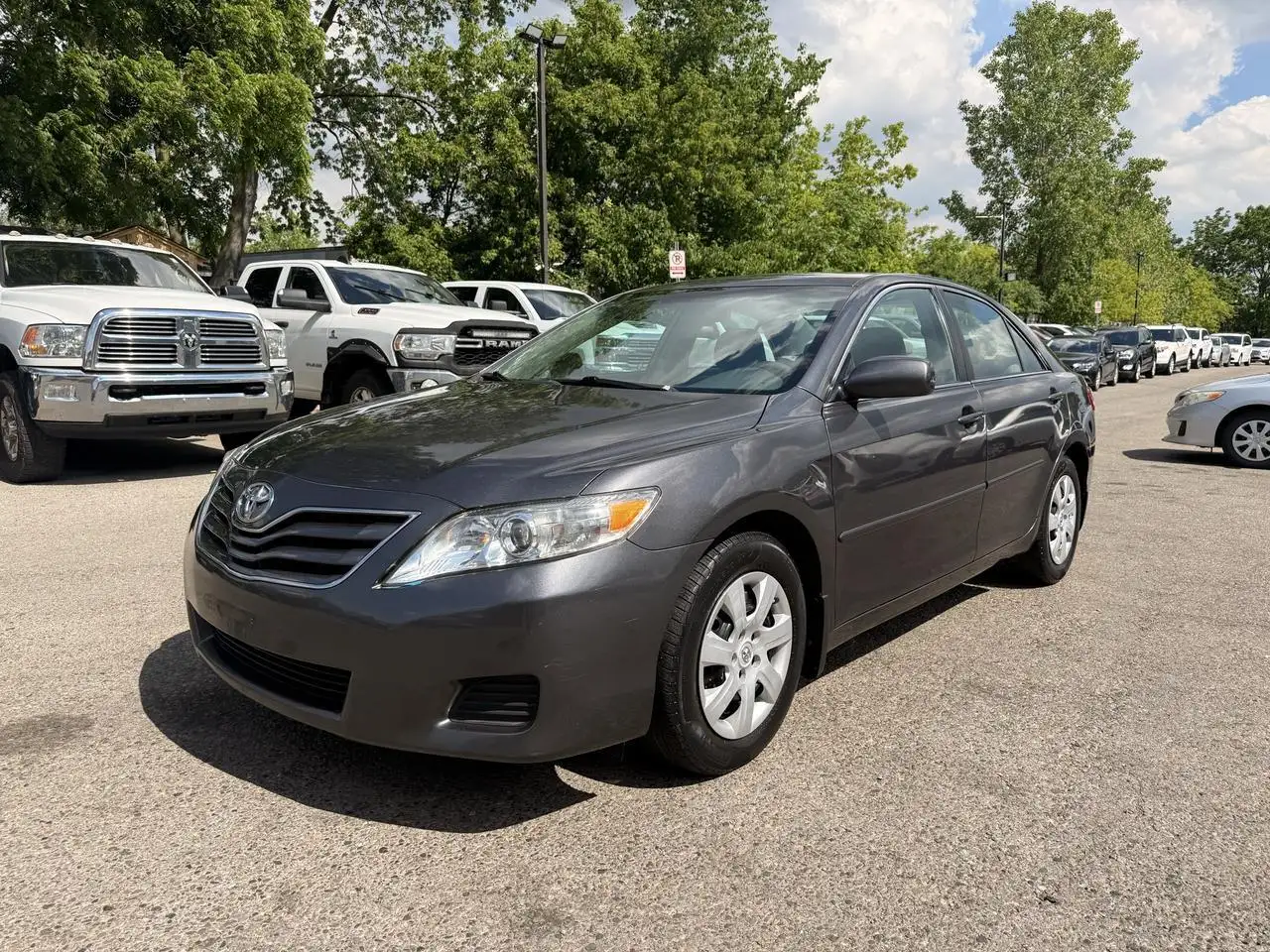 Toyota Camry снимка Toyota Camry
