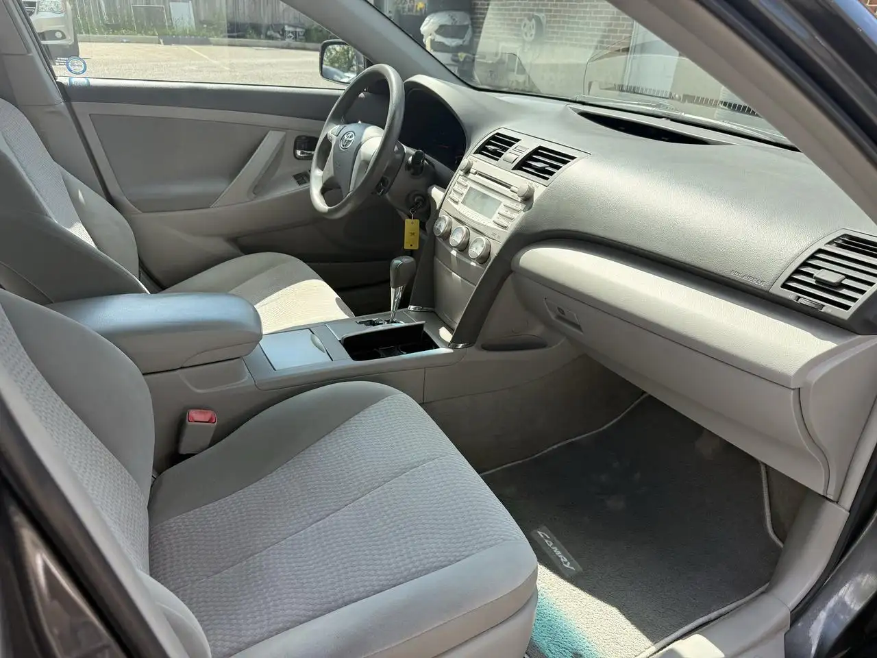 Toyota Camry снимка Toyota Camry