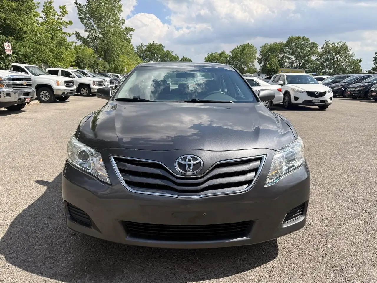 Toyota Camry снимка Toyota Camry