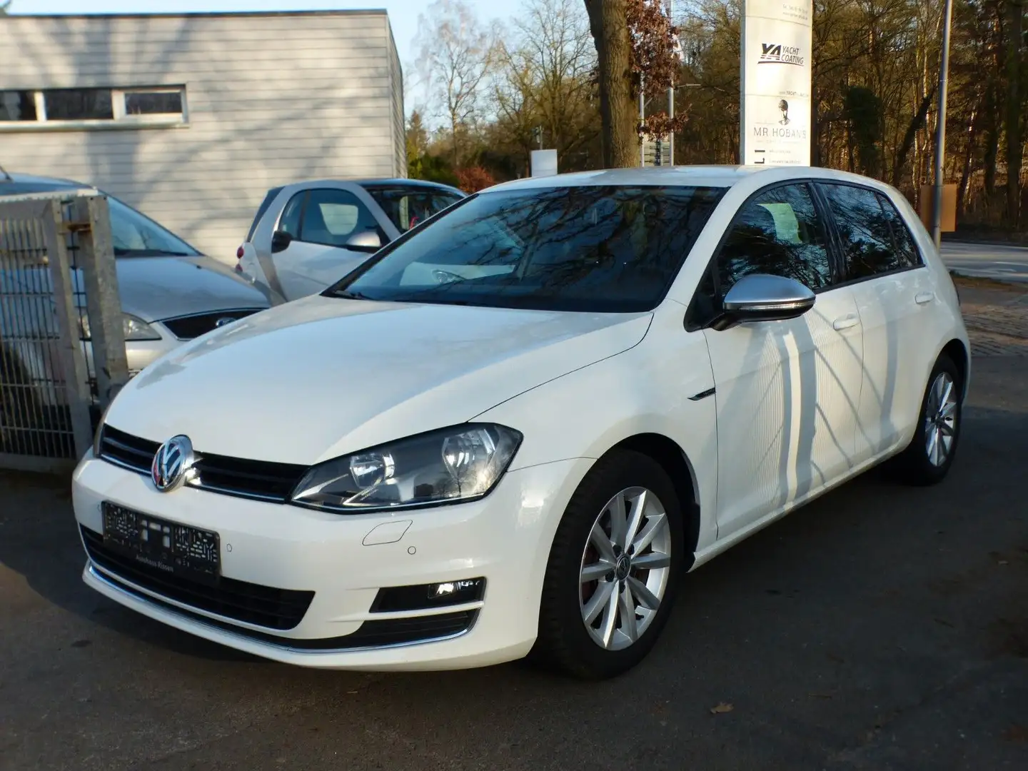 Volkswagen Golf VII Lim. 1.4 TSI Lounge BMT Navi Shz Blanc - 1