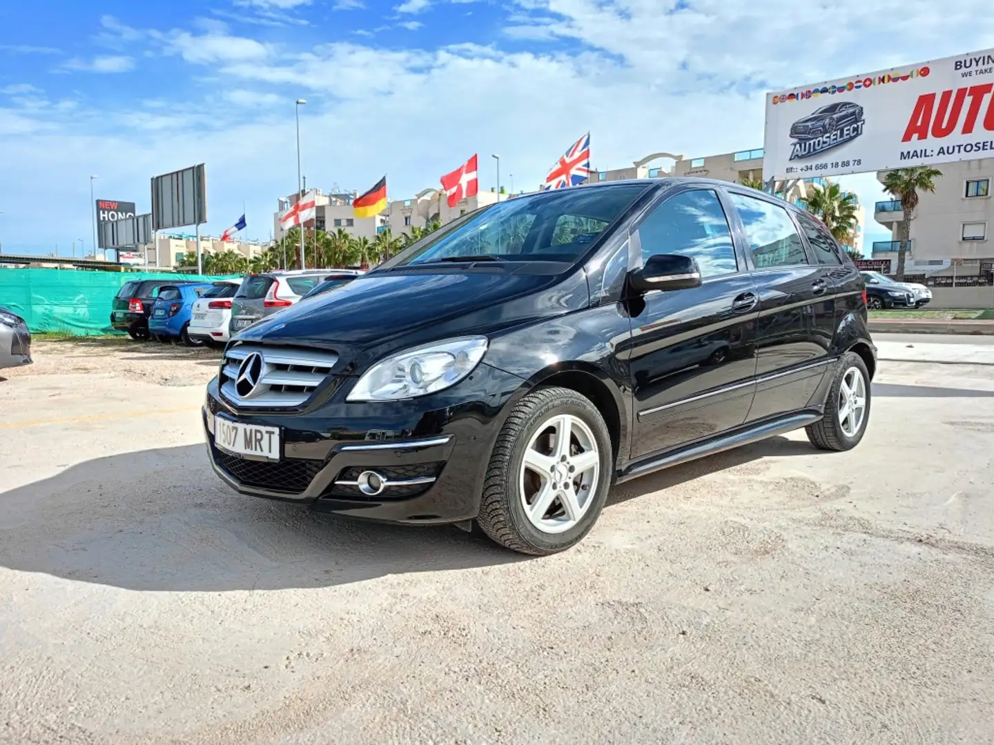 Mercedes-Benz B 200 Autotronic Negro - 2