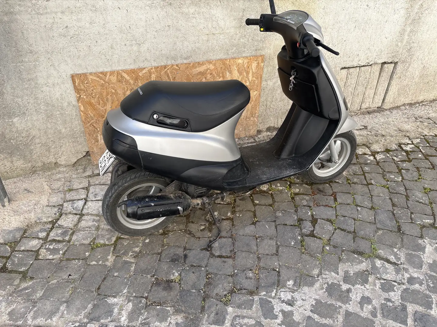 Piaggio Zip 50 fast rider Gris - 2