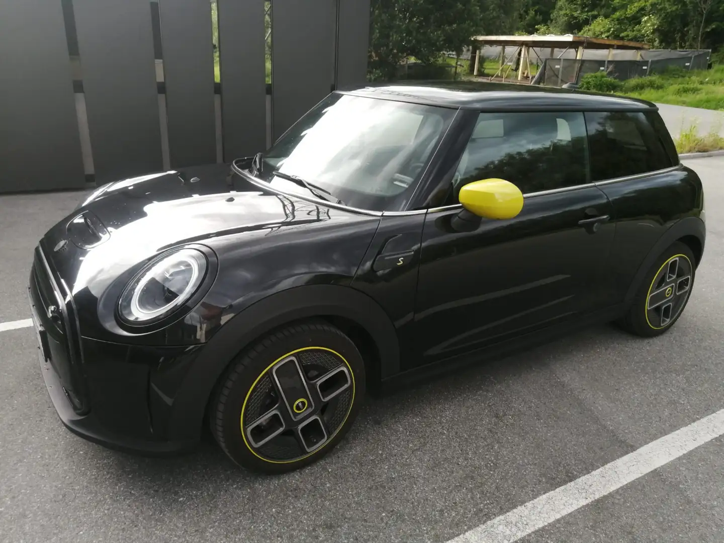 MINI Cooper SE 32,6kWh Automatik, LED*NAV*LEDER*SHZ - 1