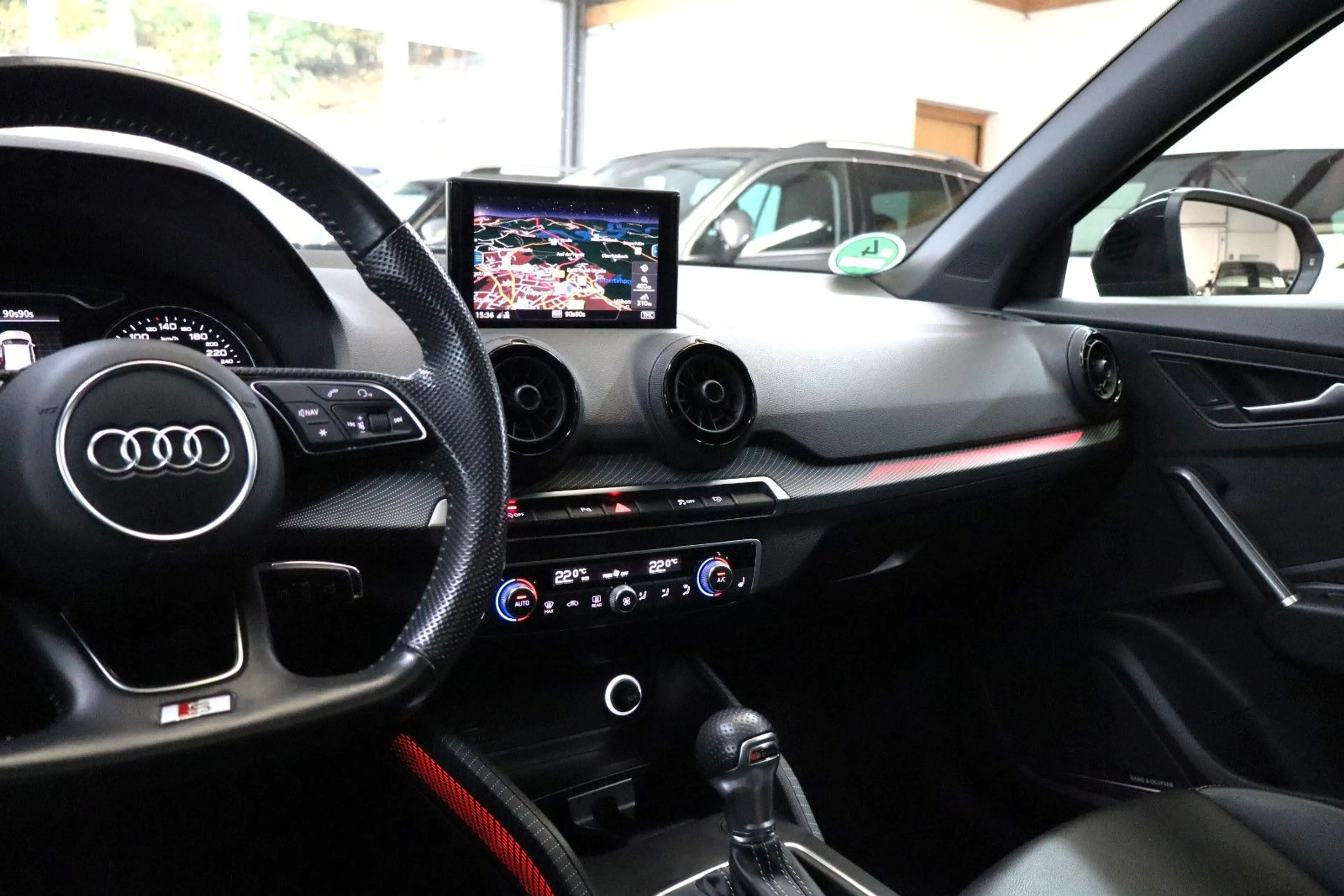Audi Q2 1,4 TFSI S-Line Sport S-Tronic ACC DAB Ambiente — photo 7