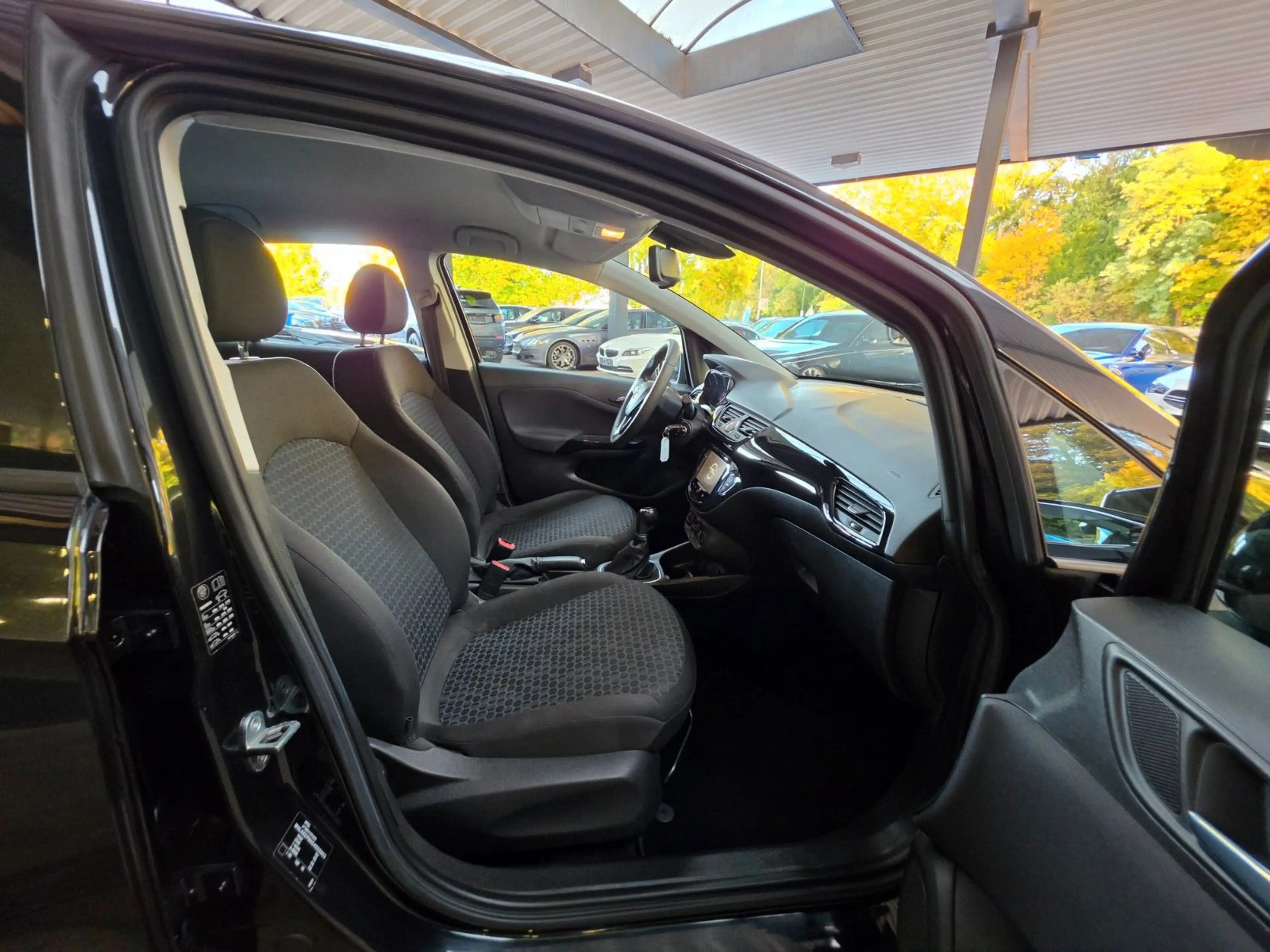 Opel Corsa E 1.2 5-Türer Edition IntelliLINK/LM/Licht — photo 14