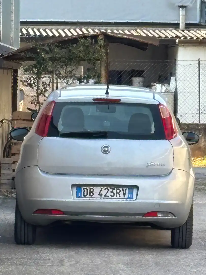Fiat Grande Punto Grigio - 1
