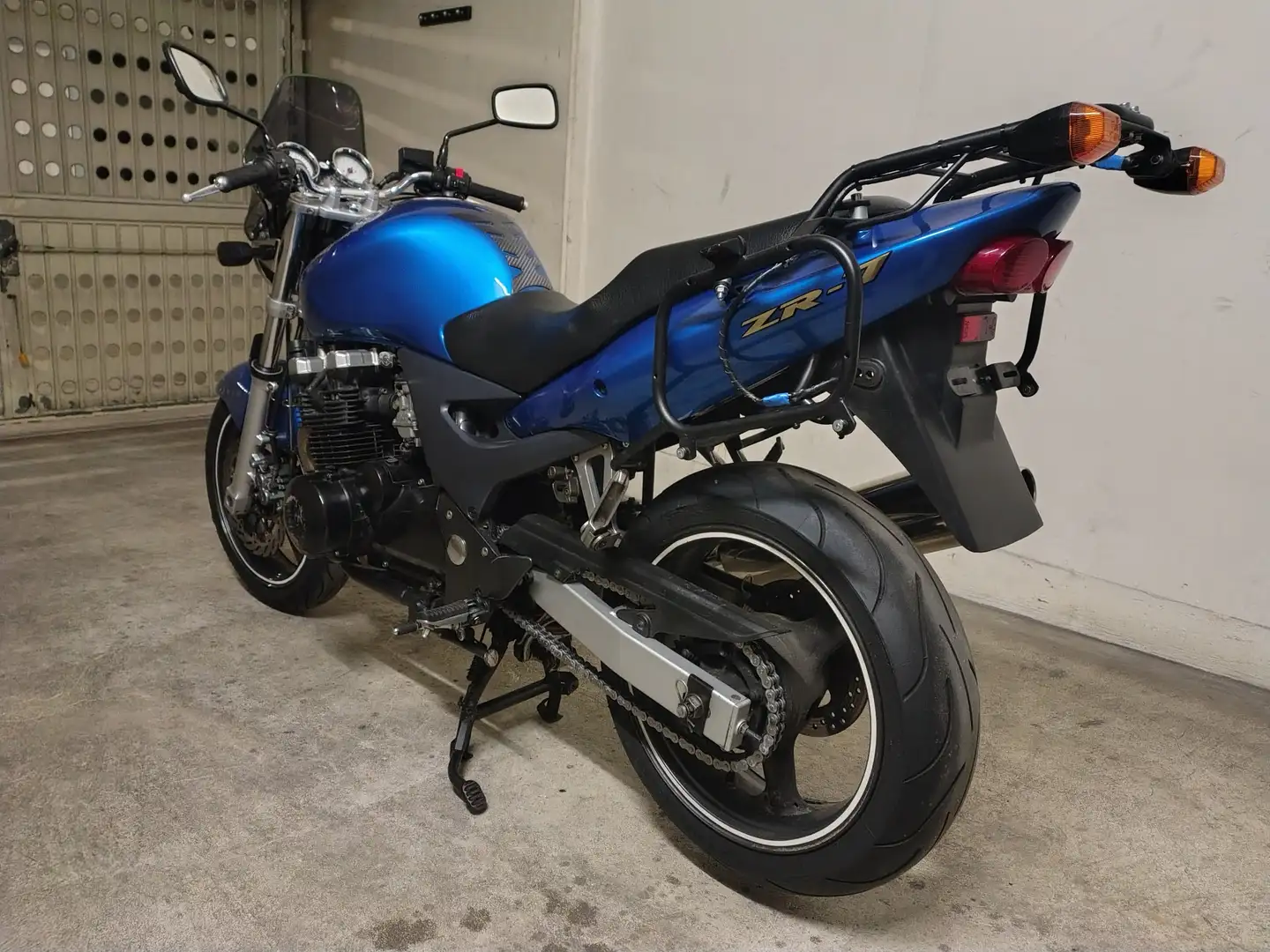 Kawasaki ZR - 7 Blau - 2