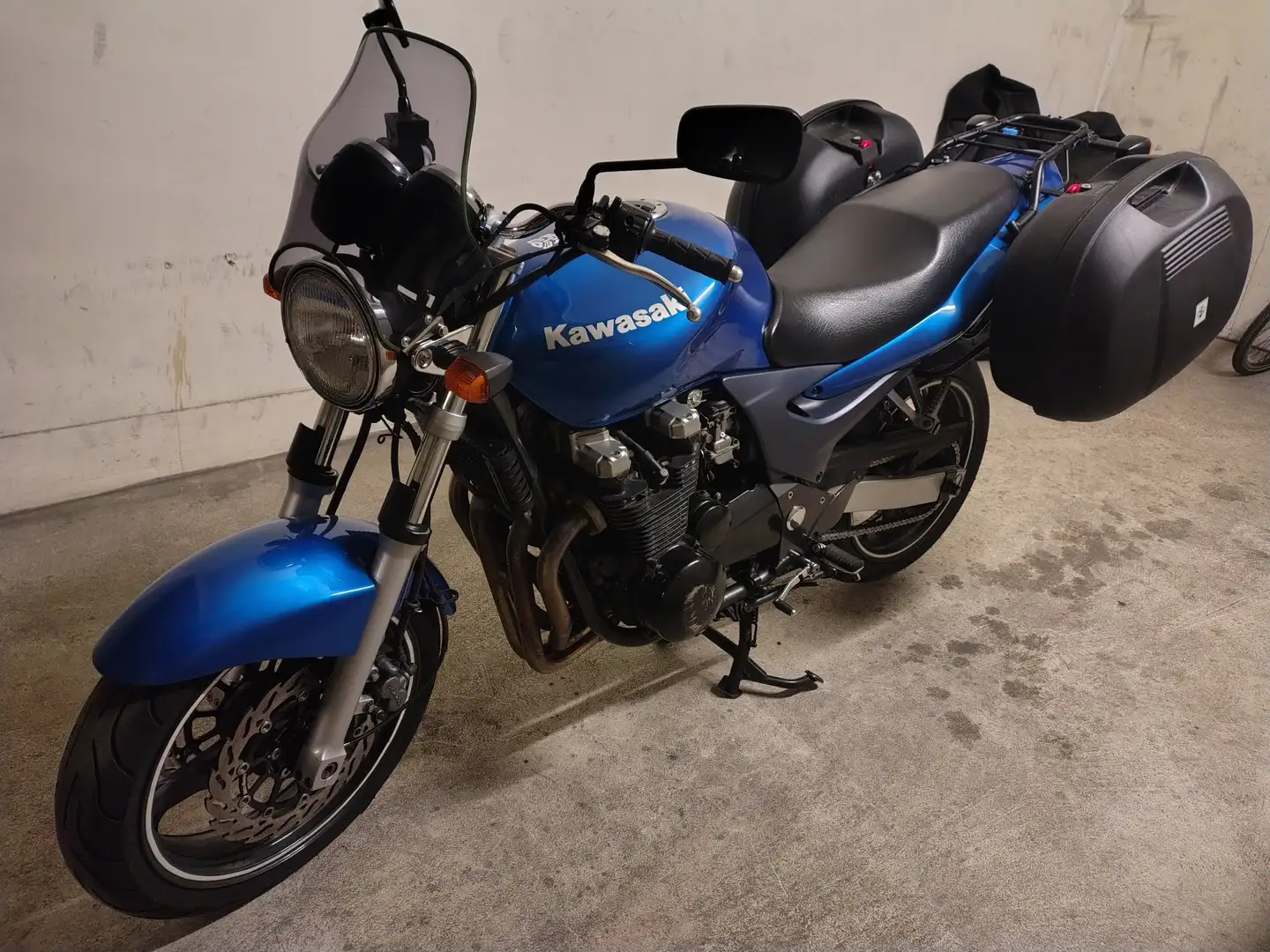 Kawasaki ZR - 7 Blau - 1