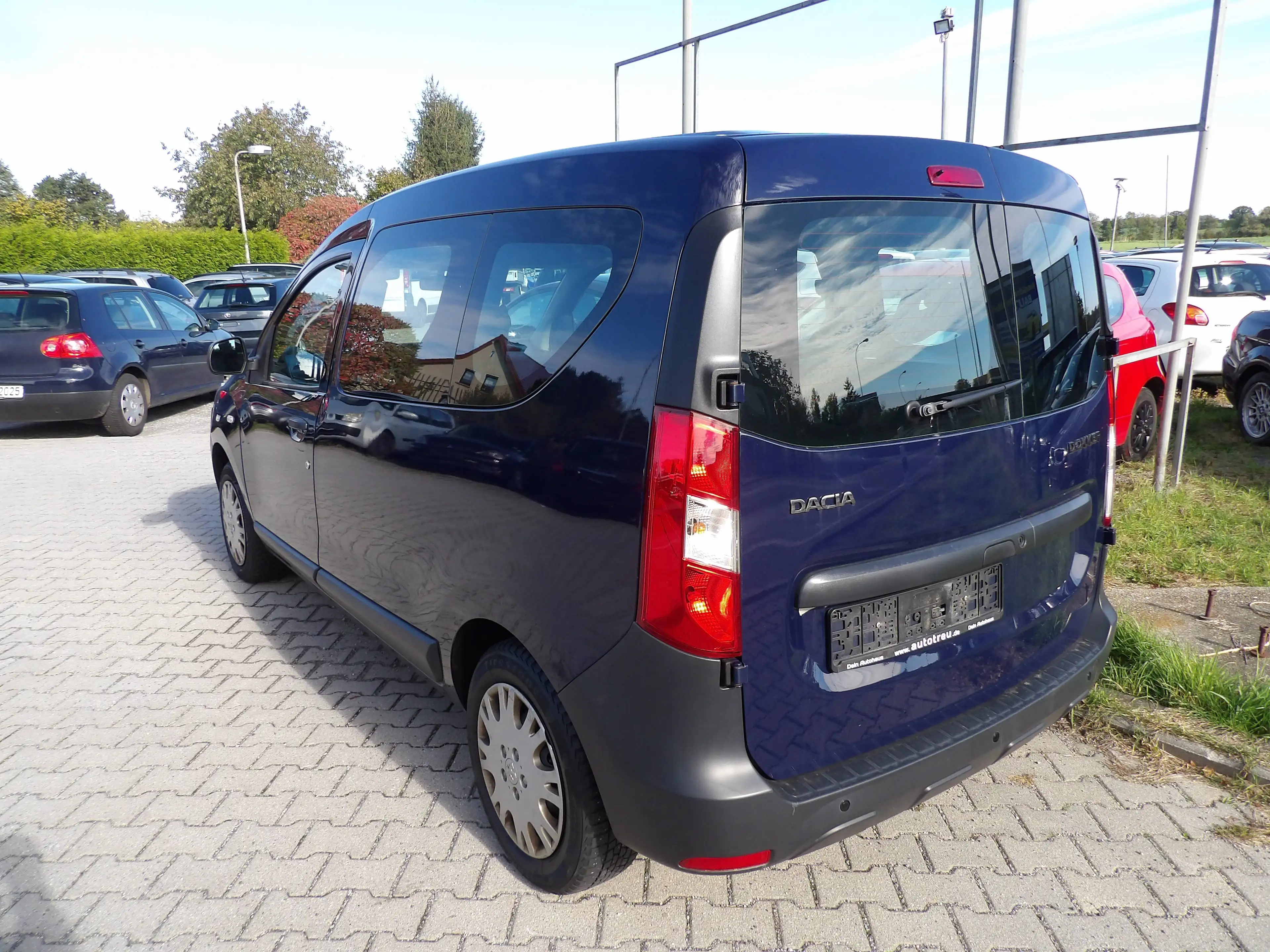 Dacia Dokker Ambiance PDC Klima Radio Bluetooth USB HU AU Neu — photo 3