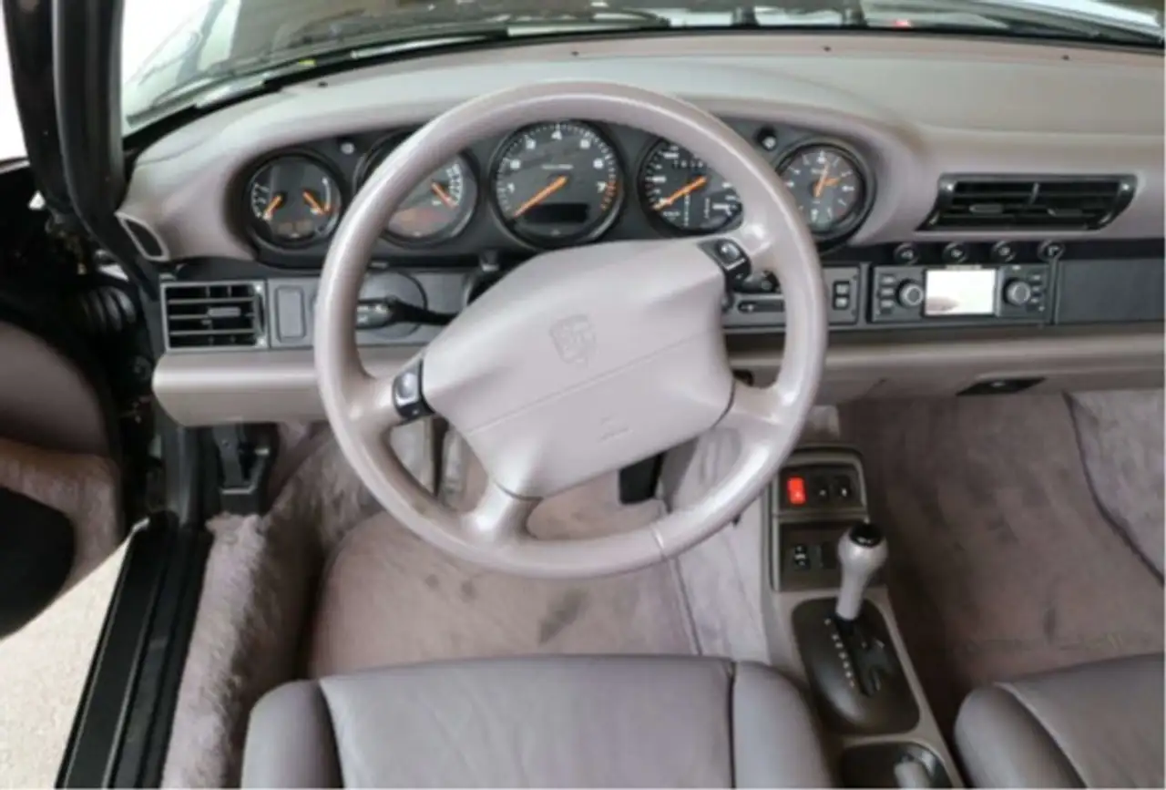 Porsche 911 Carrera Cabrio Tiptronic, foto 3