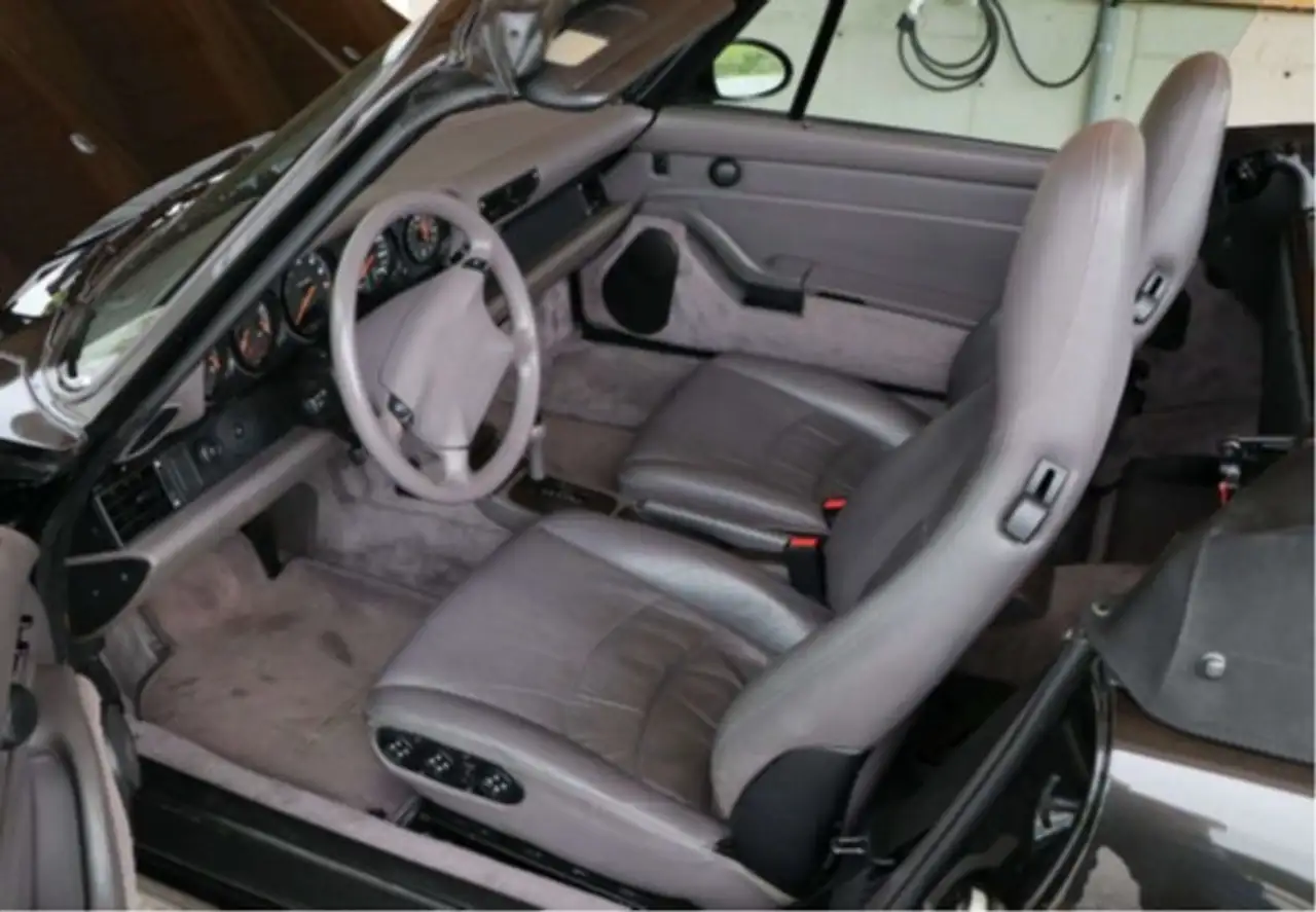 Porsche 911 Carrera Cabrio Tiptronic, foto 4