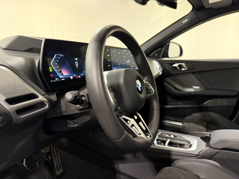 BMW 120 d M Sportpaket ACC 360° Pano HUD HK — photo 14