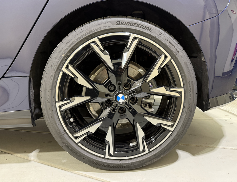 BMW 120 d M Sportpaket ACC 360° Pano HUD HK — photo 8