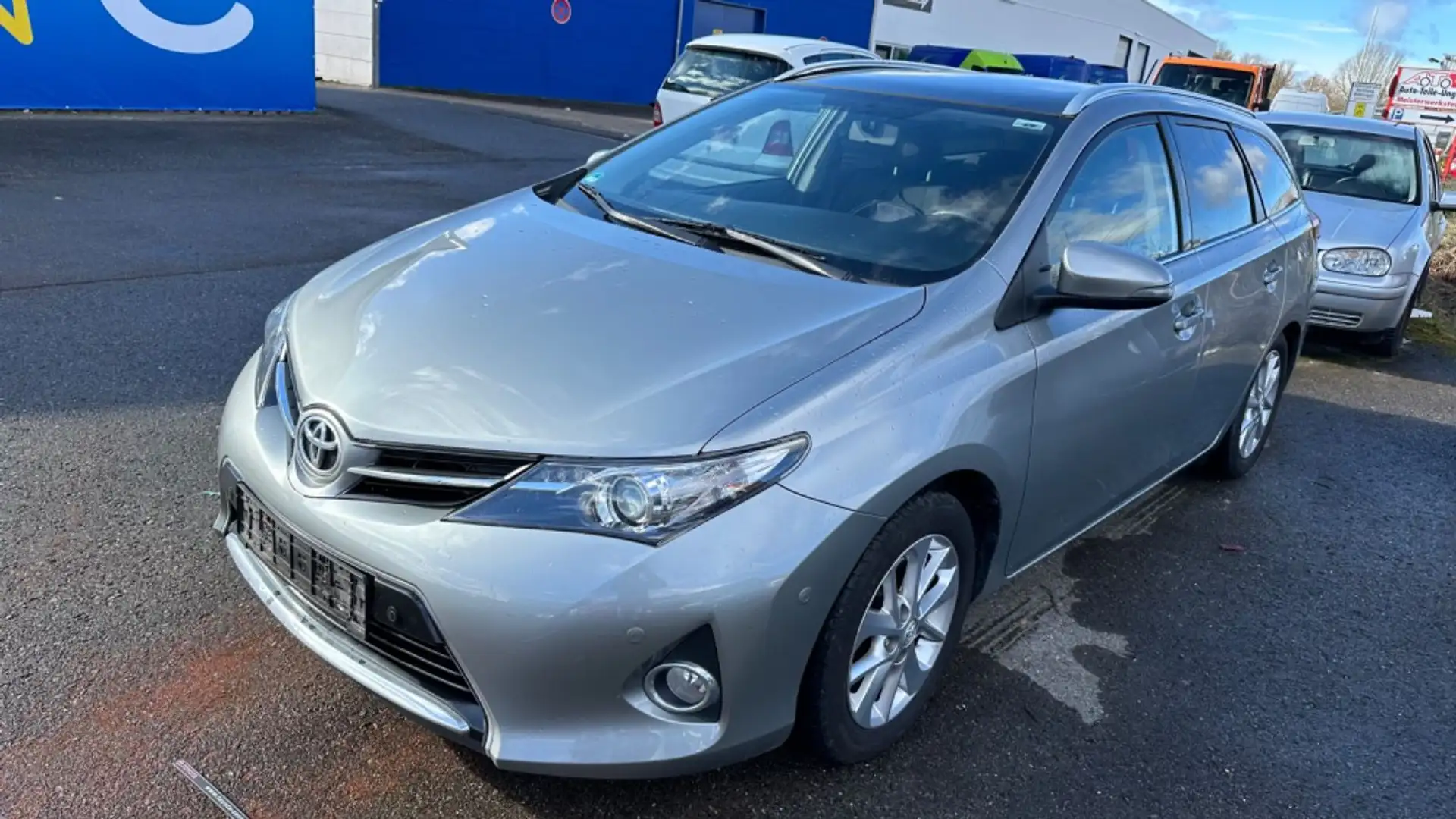 Toyota Auris Touring Sports Life+,PANORAMA,SELBSTL. SYS Silber - 1