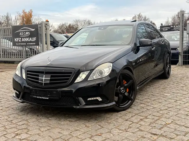 Mercedes-Benz E 500 4-Matic AMG*Distr*Xen*Leder*Navi*Euro5