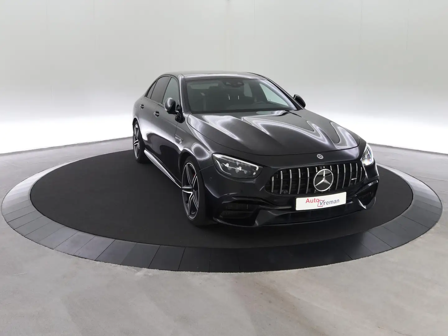 Mercedes-Benz E 63 AMG S 4MATIC+ Zwart - 2