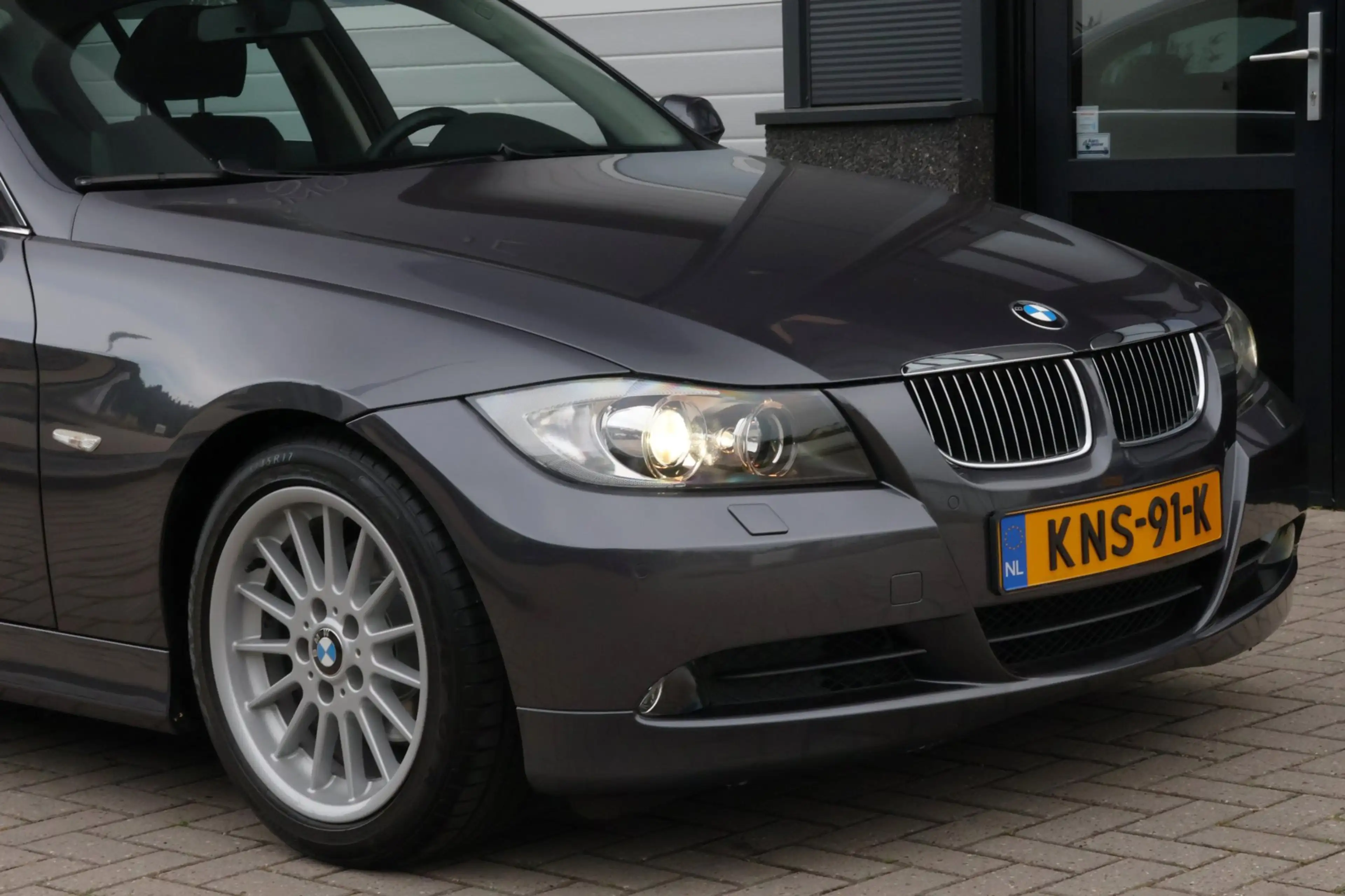 BMW 325 3-serie 325i 6-Cilinder Handgeschakeld | 1e Eigena — photo 8